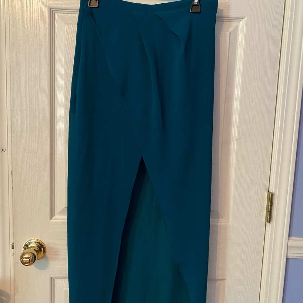 Turquoise skort
